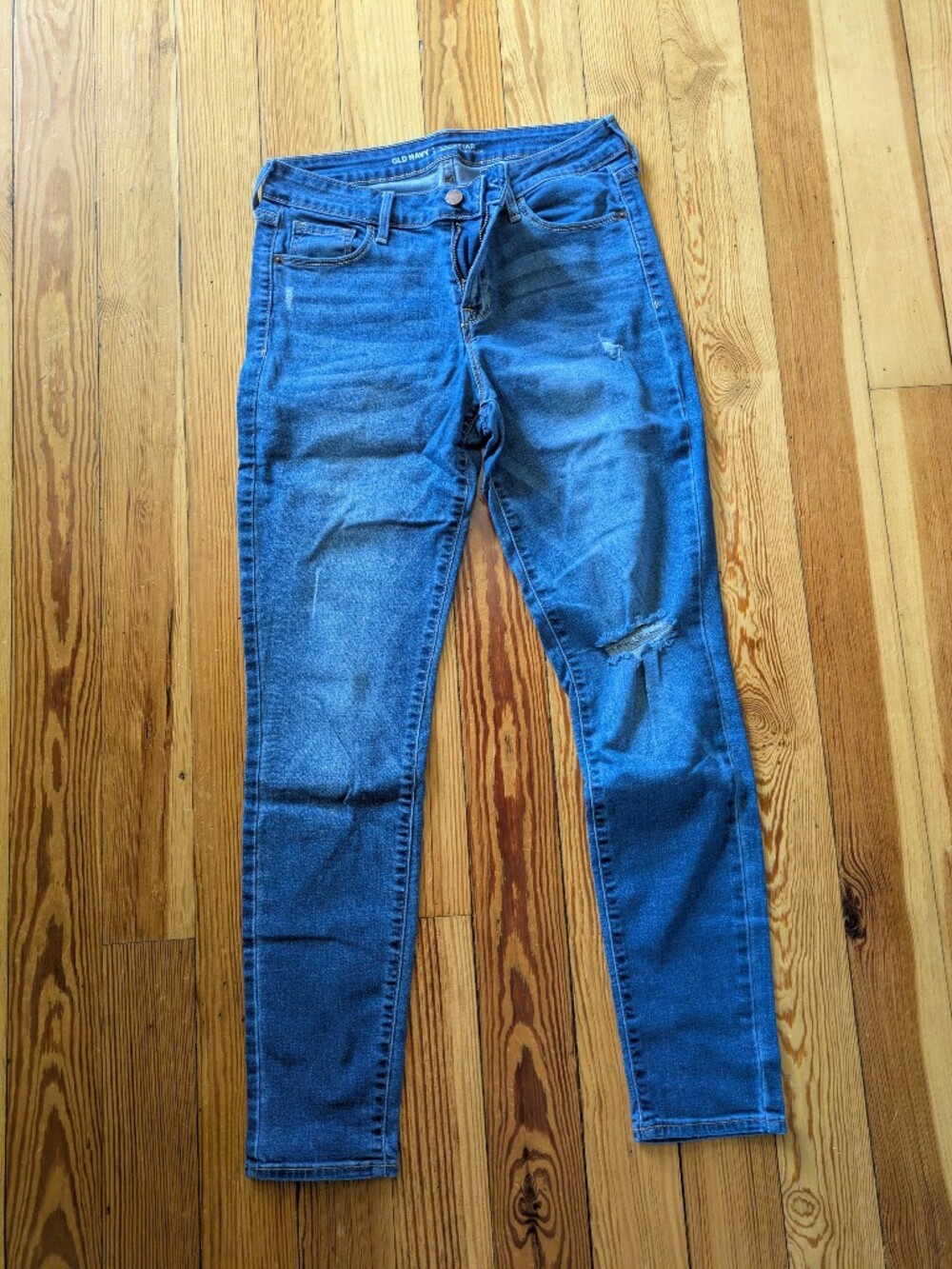 Old Navy Women's Blue Skinny Jeans with Light Whiskering